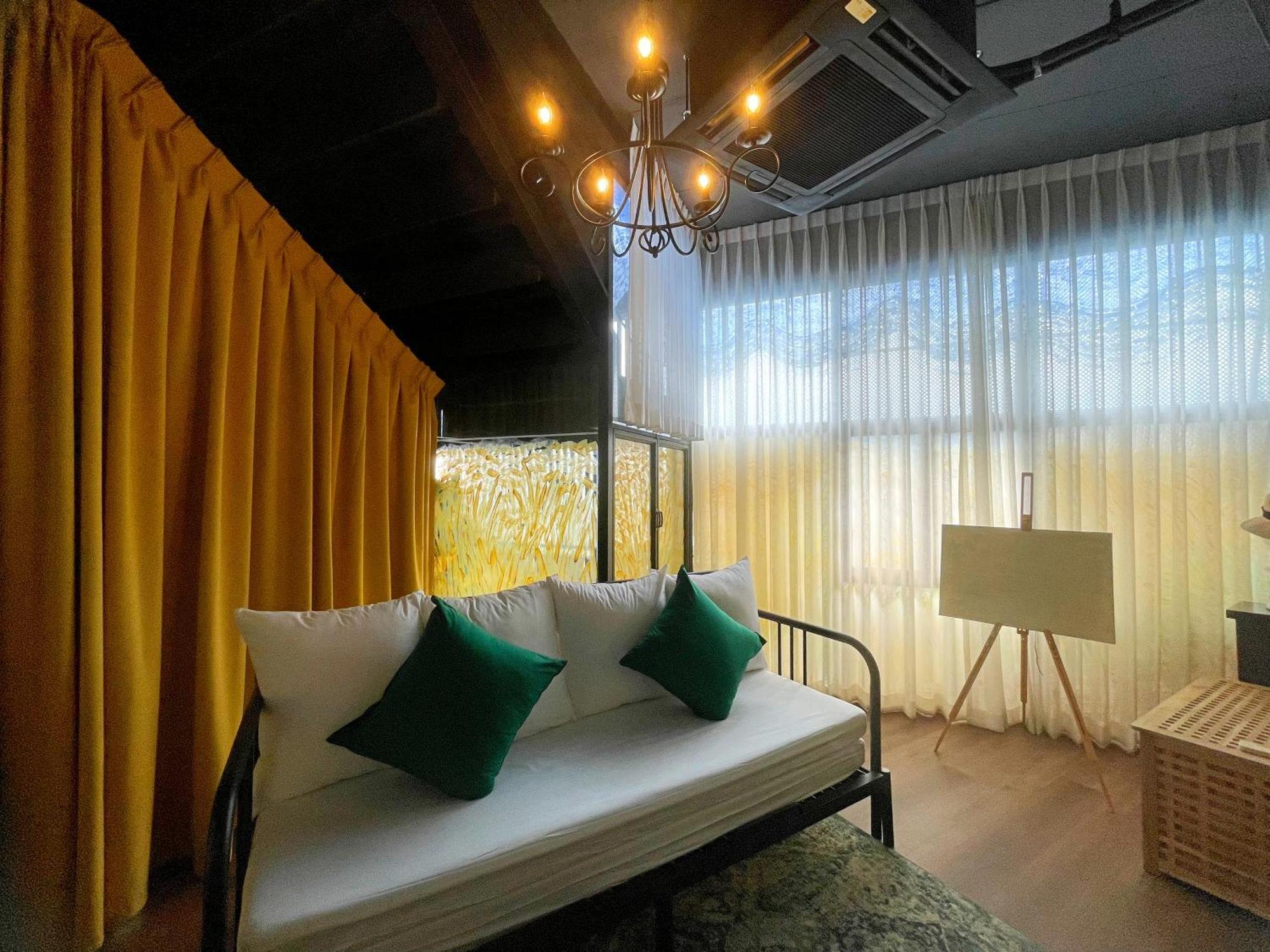 Hotel Nights In A Box Ban Muang  Pokoj fotografie